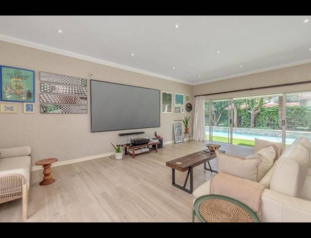 5 BEDROOM HOUSE FOR SALE IN FOURWAYS GARDENS